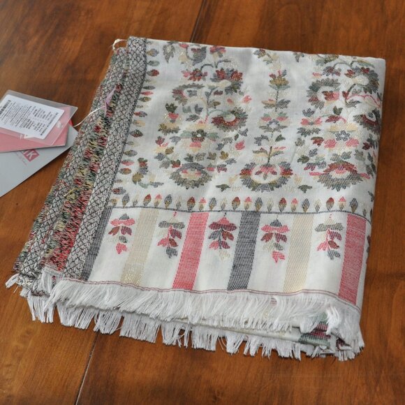 New HK Colours of Fashion Afreen Woven Floral Shawl Wrap Gold 79x40.5" India - Picture 5 of 8